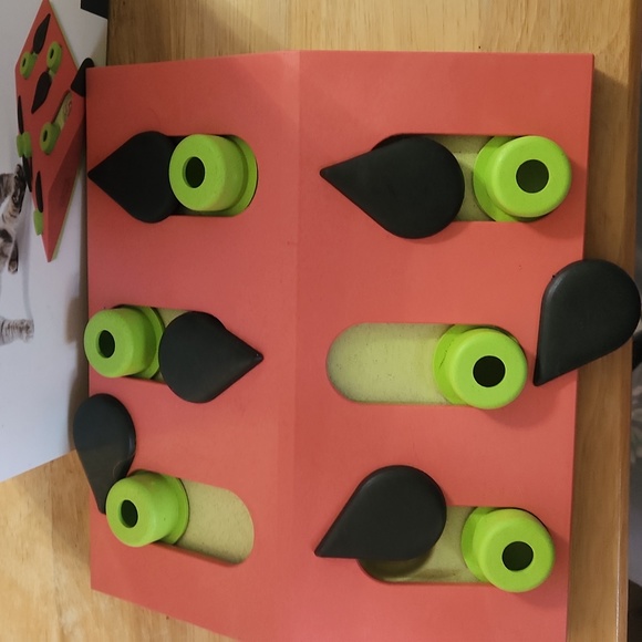 NWT Petstagez Puzzle & Play Feeder - Picture 3 of 5